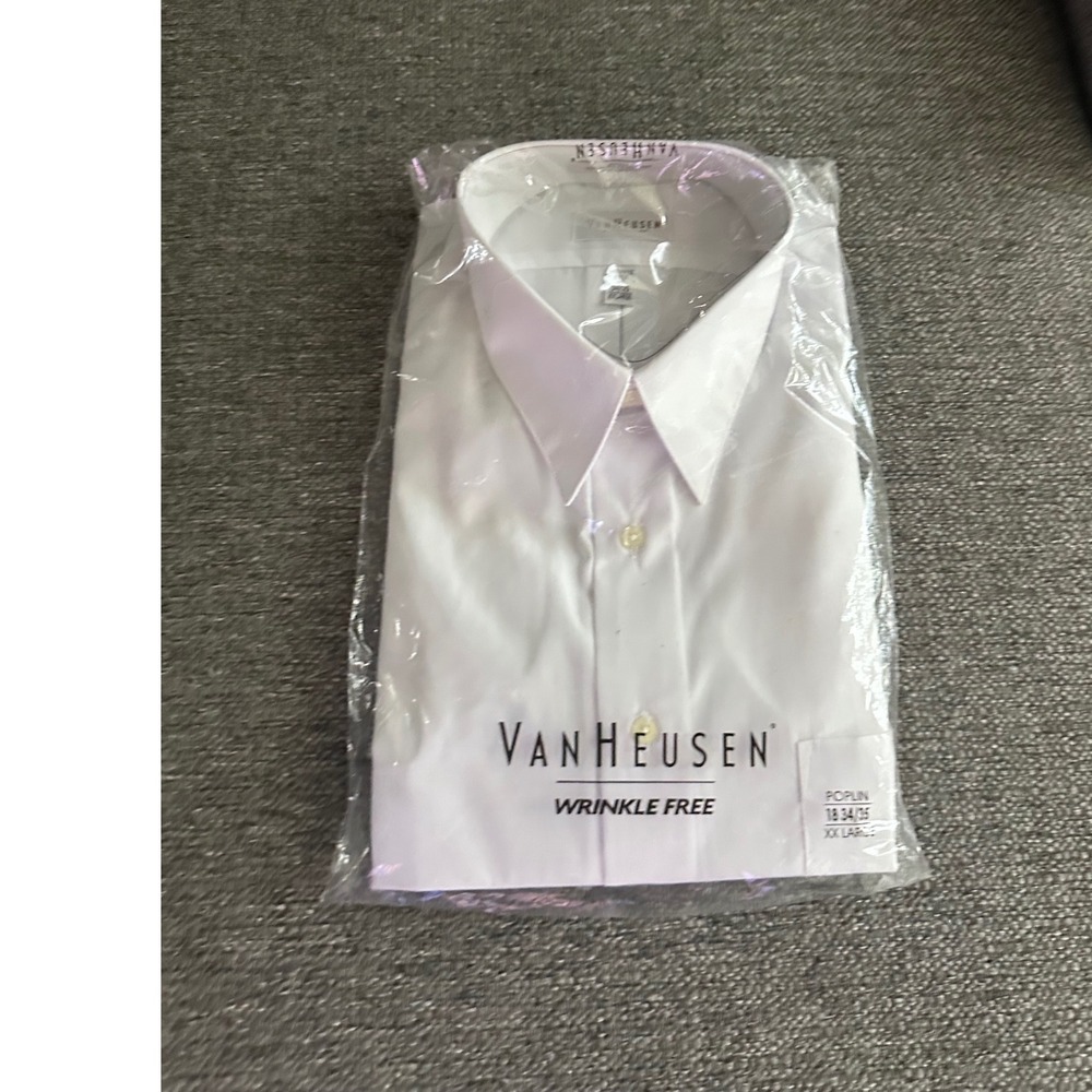 Van Heusen Wrinkle Free White Dress Shirt Mens 18 34/35 NEW  EUC